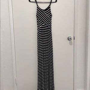 Mossimo XS long dress